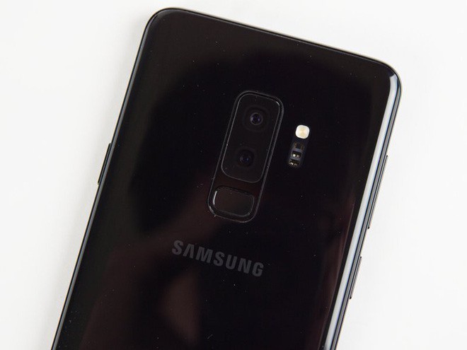 10 lý do cho thấy vì sao Galaxy S9 đỉnh hơn rất nhiều so với iPhone X - Ảnh 7. 10 lý do cho thấy vì sao Galaxy S9 đỉnh hơn rất nhiều so với iPhone X - Ảnh 7.