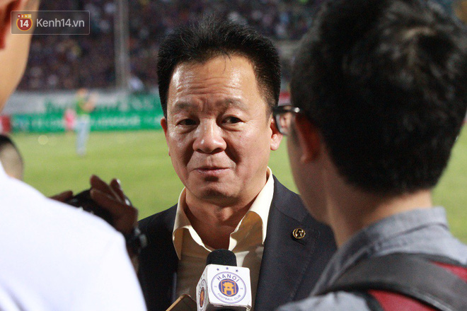 Bầu Hiển thưởng Hà Nội FC hơn 1 tỷ đồng sau trận thắng ngược Than Quảng Ninh - Ảnh 2.