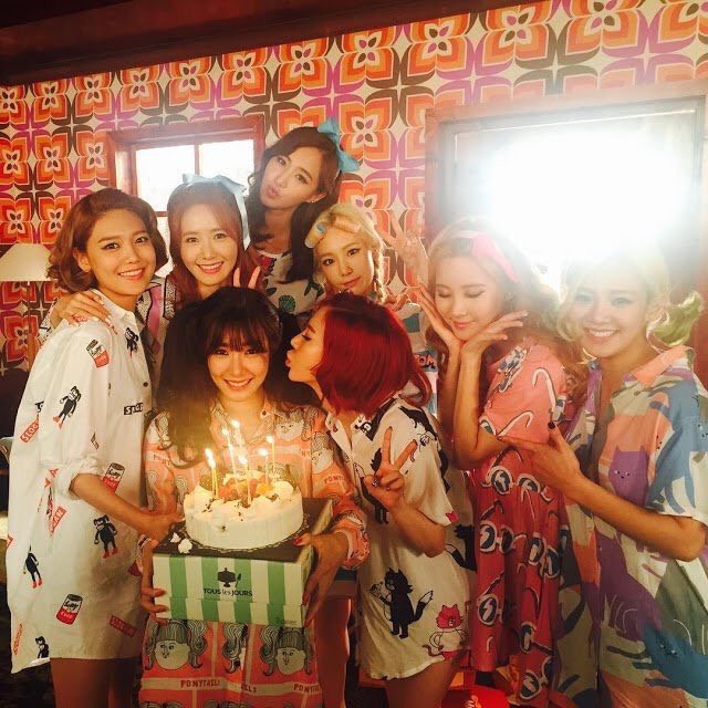 Đỉnh cao đã qua đi, vì sao SNSD vẫn mãi là tường thành không thay thế được của Kpop? - Ảnh 12. Đỉnh cao đã qua đi, vì sao SNSD vẫn mãi là tường thành không thay thế được của Kpop? - Ảnh 12.