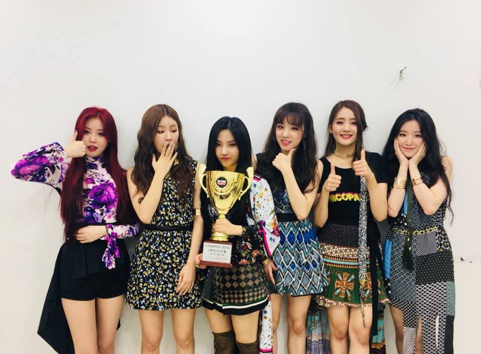 Hát live tệ bất ngờ sau khi ôm cúp, (G)I-DLE dính lùm xùm về năng lực thật sự - Ảnh 1.