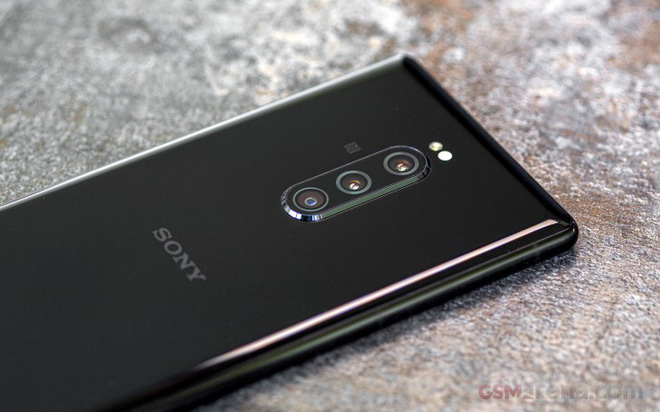 Chiếc smartphone 6 camera mang hy vọng hồi sinh Sony trong làng nhiếp