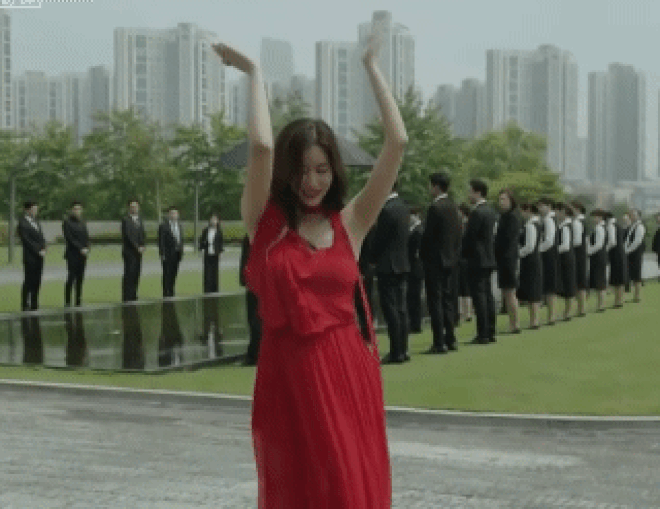 7 nữ chính ấn tượng nhất phim Hàn 2019: IU bứt phá ngoạn mục với bà chủ khách sạn ma - Ảnh 12.