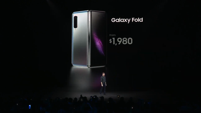 Samsung giới thiệu smartphone mở ra gập vào như cuốn sổ, 6 camera, 2 cục pin, giá 2 nghìn đô - Ảnh 7.