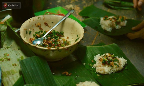 Mầm đá cũng có thể biến thành cực phẩm với những món topping mặn kì diệu này - Ảnh 1.