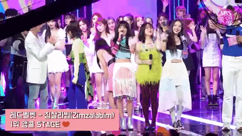 Lơ đẹp Red Velvet và tiền bối từ Super Junior trên sân khấu, hàng loạt idol bị gạch đá vì vô lễ, 1 girlgroup còn bị chỉ đích danh! - Ảnh 2. Lơ đẹp Red Velvet và tiền bối từ Super Junior trên sân khấu, hàng loạt idol bị gạch đá vì vô lễ, 1 girlgroup còn bị chỉ đích danh! - Ảnh 2.