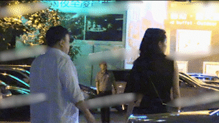 Trùm playboy Hong Kong Vương Tinh lộ ảnh đưa gà cưng đáng tuổi con về nhà qua đêm - Ảnh 4. Trùm playboy Hong Kong Vương Tinh lộ ảnh đưa gà cưng đáng tuổi con về nhà qua đêm - Ảnh 4.