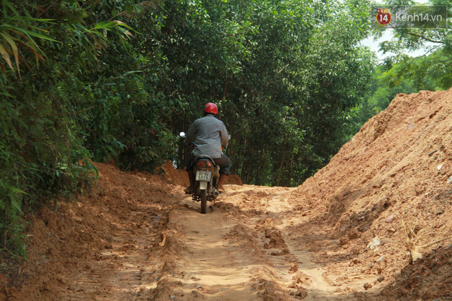 Về vùng cao Bắc Giang nhìn người dân quanh năm vượt sông, lội suối để ra khỏi “lũy tre làng” - Ảnh 5.