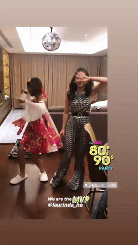 Choáng tiệc hội rich kid xứ Trung: Quẩy hết nấc tại club ăn chơi nhất Thượng Hải, mọi chi phí do 1 nhân vật chủ chi - Ảnh 4. Choáng tiệc hội rich kid xứ Trung: Quẩy hết nấc tại club ăn chơi nhất Thượng Hải, mọi chi phí do 1 nhân vật chủ chi - Ảnh 4.