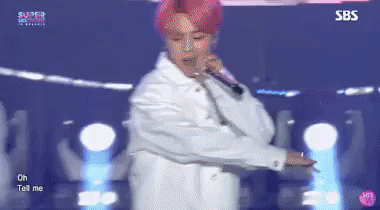 Chuyên nghiệp như Jimin (BTS): Gặp chấn thương nặng nhưng nén đau biểu diễn hết mình khiến fan xót xa - Ảnh 5. Chuyên nghiệp như Jimin (BTS): Gặp chấn thương nặng nhưng nén đau biểu diễn hết mình khiến fan xót xa - Ảnh 5.