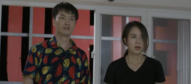 5 điều vô lí ở Hoa Hồng Trên Ngực Trái: Thái ăn vụng còn chì chiết vợ, Bảo sống tốt lại chuyên bị cắm sừng? - Ảnh 12. 5 điều vô lí ở Hoa Hồng Trên Ngực Trái: Thái ăn vụng còn chì chiết vợ, Bảo sống tốt lại chuyên bị cắm sừng? - Ảnh 12.