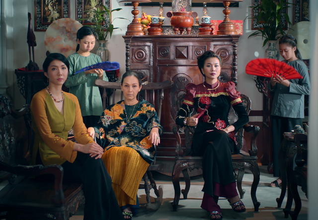 5 phim bóc phốt giới siêu giàu Việt: Từ nhà chồng đại gia ở Gái Già đến địa vị sang chảnh của Chị Trợ Lí đều gây choáng - Ảnh 6.