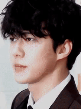 6 nam idol đẹp không camera nào bắt được: J-Hope và em trai BTS đẹp vô thực, nam thần nhà SM được khen đúng chất tổng tài ngôn tình - Ảnh 7. 6 nam idol đẹp không camera nào bắt được: J-Hope và em trai BTS đẹp vô thực, nam thần nhà SM được khen đúng chất tổng tài ngôn tình - Ảnh 7.