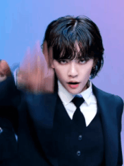 8 cô nàng đẹp trai nhất Kpop: Mỹ nhân TWICE khiến fangirl đổ rầm rầm, chị đại MAMAMOO nhờ đâu mà tóc dài vẫn soái đến lạ? - Ảnh 27. 8 cô nàng đẹp trai nhất Kpop: Mỹ nhân TWICE khiến fangirl đổ rầm rầm, chị đại MAMAMOO nhờ đâu mà tóc dài vẫn soái đến lạ? - Ảnh 27.