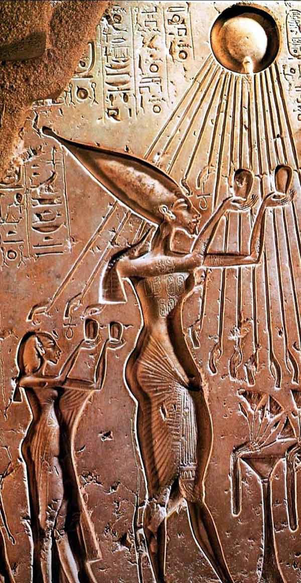 Bí ẩn về Nefertiti - nữ hoàng đẹp nhất Ai Cập với vũ điệu thoát y nổi tiếng và sự biến mất đột ngột khỏi sử sách - Ảnh 4. Bí ẩn về Nefertiti - nữ hoàng đẹp nhất Ai Cập với vũ điệu thoát y nổi tiếng và sự biến mất đột ngột khỏi sử sách - Ảnh 4.