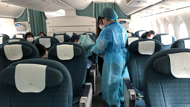 Vietnam Airlines đã khôi phục hoàn toàn số chuyến bay nội địa sau dịch Covid-19, giới trẻ háo hức rủ nhau lên kế hoạch đi du lịch xa hè này - Ảnh 5. Vietnam Airlines đã khôi phục hoàn toàn số chuyến bay nội địa sau dịch Covid-19, giới trẻ háo hức rủ nhau lên kế hoạch đi du lịch xa hè này - Ảnh 5.