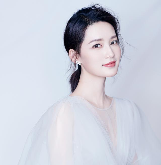 Tranh cãi BXH Nữ thần HUPU: Netizen vạch mặt Lý Thấm chiêu trò gian lận với Hoa hậu Lý Gia Hân để giành vị trí Á quân - Ảnh 5.