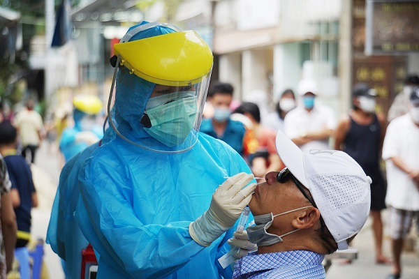 Dịch Covid-19 ngày 30/8: Không ghi nhận ca mắc mới; 11 bệnh nhân nguồn gốc từ tâm dịch Đà Nẵng tiên lượng rất nặng và nguy kịch - Ảnh 1.