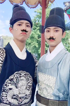 Nhất quỷ nhì ma, thứ ba là diễn viên ở hậu trường phim Hàn: Từ chúa diễn nhây đến thánh tấu hài đều tụ đủ - Ảnh 13. Nhất quỷ nhì ma, thứ ba là diễn viên ở hậu trường phim Hàn: Từ chúa diễn nhây đến thánh tấu hài đều tụ đủ - Ảnh 13.