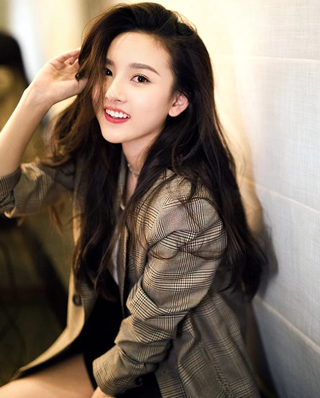Nhan S C Sao Nh Na Tra N M Tu I B T Ng Hot L I Sau N M Visual B Y Gi C N N Ng T M