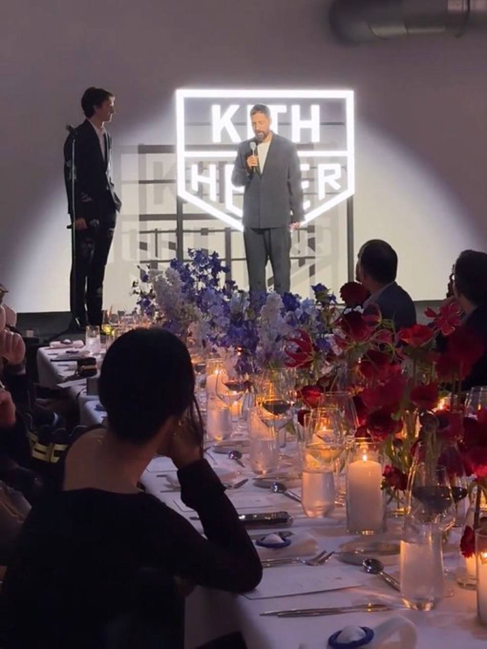 BLACKPINK dạo này Lisa hẹn hò rất vui Jennie đi feat dạo cũng hot mẩu còn lại thì sao