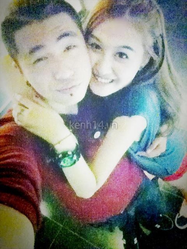 Hot Girl H Lade C Ng Khai Ng I Y