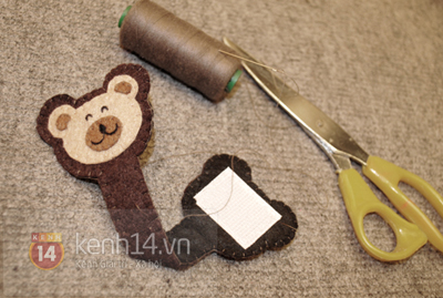 Nhặt vải dạ may gấu xinh cuộn dây sạc 10