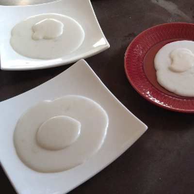 Làm pudding xoài giống y hệt trứng ốp la 5