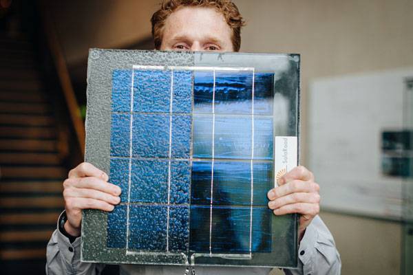 Cận cảnh con đường năng lượng mặt trời đầu tiên tại Hà Lan 3