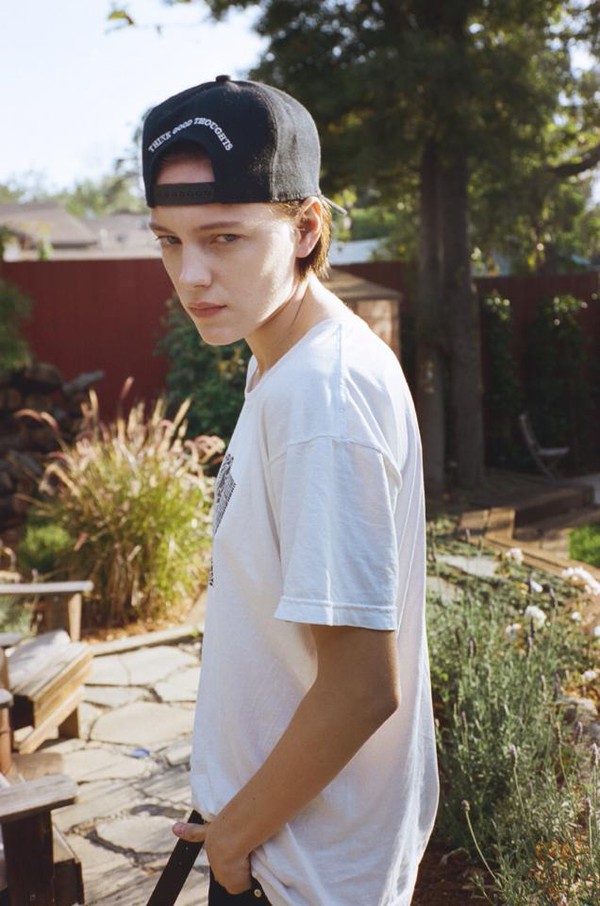 B T Ng V Gi I T Nh C A Hot Boy Instagram