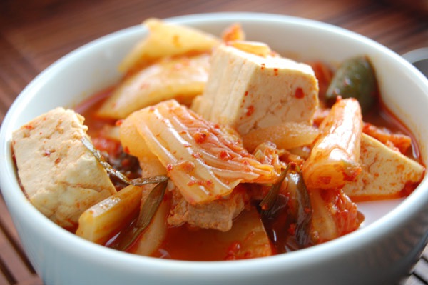 Công thức canh kimchi cay nồng đã ăn là mê 8