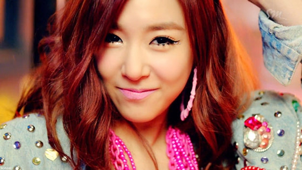 Học style make up của Yoona và Tiffany trong MV mới 4 Học style make up của Yoona và Tiffany trong MV mới 4