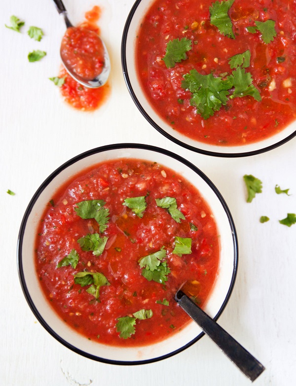 Tập tành nấu súp cà chua lạnh lừng danh của Tây Ban Nha 2