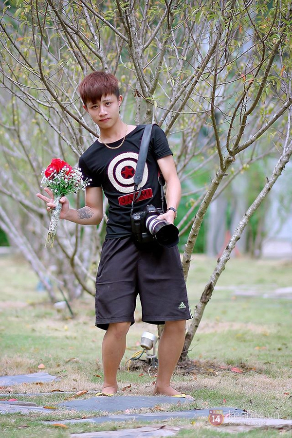 Gặp chàng "phó nháy" gây sốt trong clip vừa nhảy vừa chụp ảnh cưới cực hài hước 4 Gặp chàng "phó nháy" gây sốt trong clip vừa nhảy vừa chụp ảnh cưới cực hài hước 4