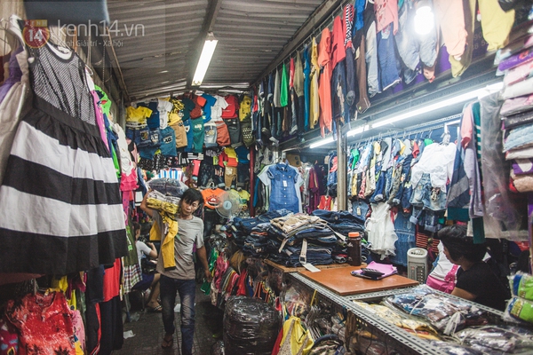 Chùm ảnh: Rộn ràng và tấp nập những khu chợ nổi tiếng Sài Gòn 10