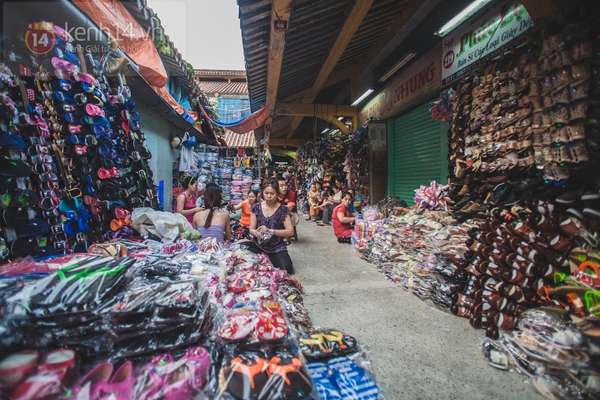 Chùm ảnh: Rộn ràng và tấp nập những khu chợ nổi tiếng Sài Gòn 17