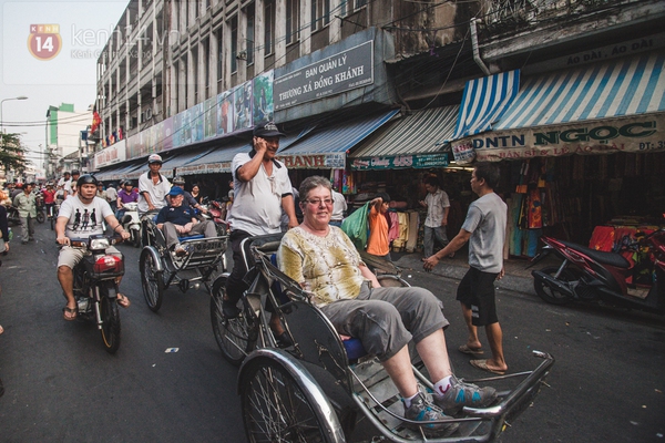 Chùm ảnh: Rộn ràng và tấp nập những khu chợ nổi tiếng Sài Gòn 32