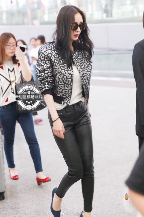 Dương Mịch chứng minh sắc vóc siêu chuẩn với đôi vai hờ hững và vòng một cup D - Ảnh 6.