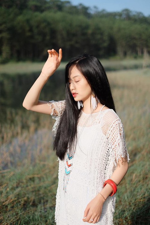 Nàng thơ mới của dân mạng Việt: Cô gái 22 tuổi dịu dàng với mái tóc đen và đôi mắt buồn - Ảnh 6.