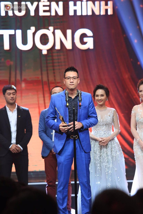 Người phán xử và Sống chung với mẹ chồng chia nhau hết giải về phim ảnh của VTV Awards - Ảnh 2. Người phán xử và Sống chung với mẹ chồng chia nhau hết giải về phim ảnh của VTV Awards - Ảnh 2.