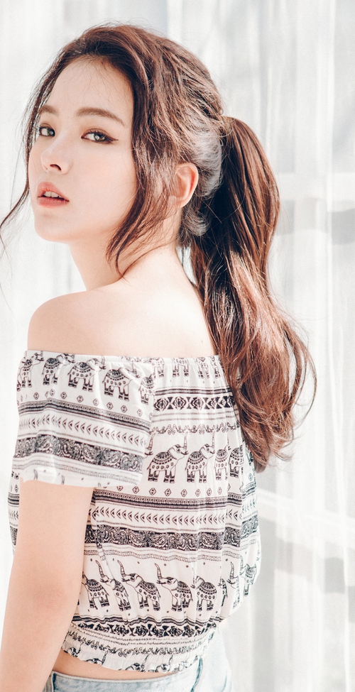Trị mụn lưng với 5 bước đơn giản để tha hồ diện áo sexy thôi các nàng ơi! - Ảnh 5. Trị mụn lưng với 5 bước đơn giản để tha hồ diện áo sexy thôi các nàng ơi! - Ảnh 5.