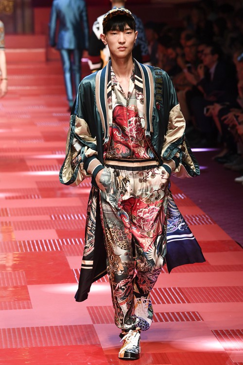Sàn diễn Dolce&Gabbana thành Đại hội mỹ nam, nổi nhất là Mario Maurer và Vương Tuấn Khải! - Ảnh 7.