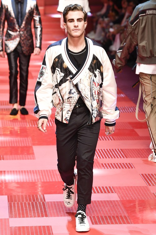 Sàn diễn Dolce&Gabbana thành Đại hội mỹ nam, nổi nhất là Mario Maurer và Vương Tuấn Khải! - Ảnh 16.