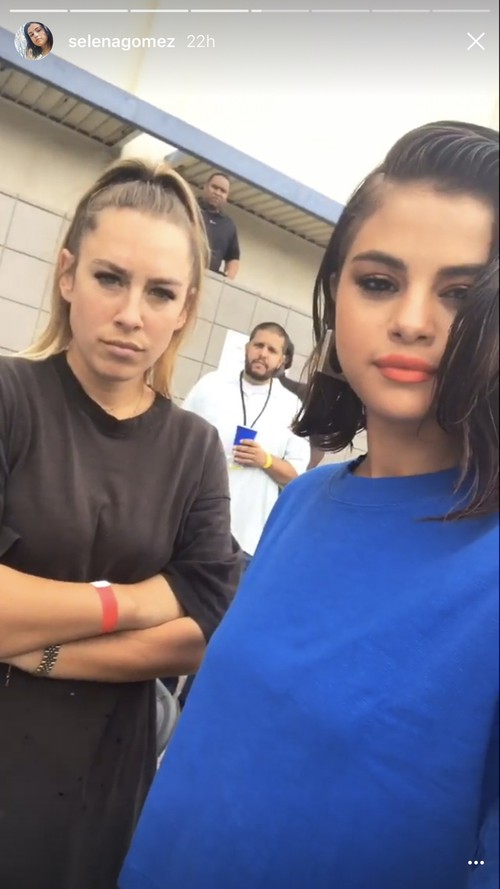 Chỉ là ảnh hậu trường, Selena Gomez đã siêu lộng lẫy dưới bàn tay chuyên gia trang điểm gốc Việt - Ảnh 7.