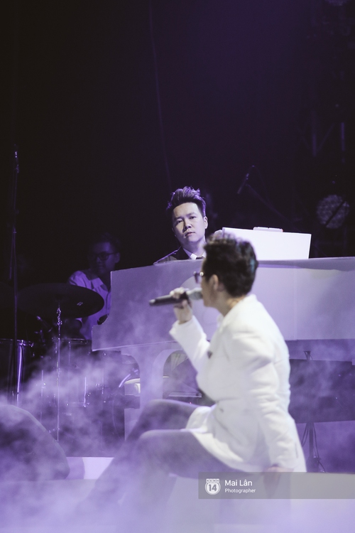 Quên Hà Anh Tuấn đi, hãy thưởng thức Fragile Concert hết mình bằng cả thanh xuân của bạn - Ảnh 14. Quên Hà Anh Tuấn đi, hãy thưởng thức Fragile Concert hết mình bằng cả thanh xuân của bạn - Ảnh 14.