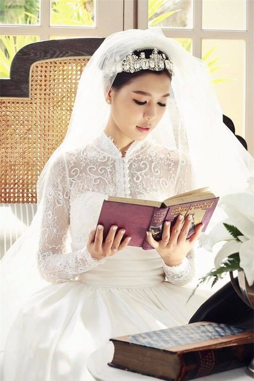 BTV Thời sự Quang Minh kết hôn với nữ nhà văn xinh đẹp ở tuổi 41 - Ảnh 3.
