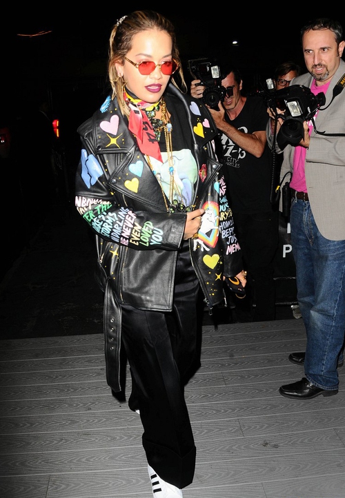 Cắt tóc ngắn lại sấy phồng xinh như thế này, Midu quả biết cách hack tuổi vô cùng! - Ảnh 18.