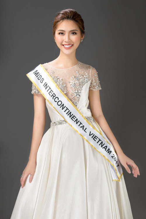 The Face vừa kết thúc, Tường Linh tiếp tục chinh chiến tại đấu trường Miss Intercontinental 2017 - Ảnh 1. The Face vừa kết thúc, Tường Linh tiếp tục chinh chiến tại đấu trường Miss Intercontinental 2017 - Ảnh 1.