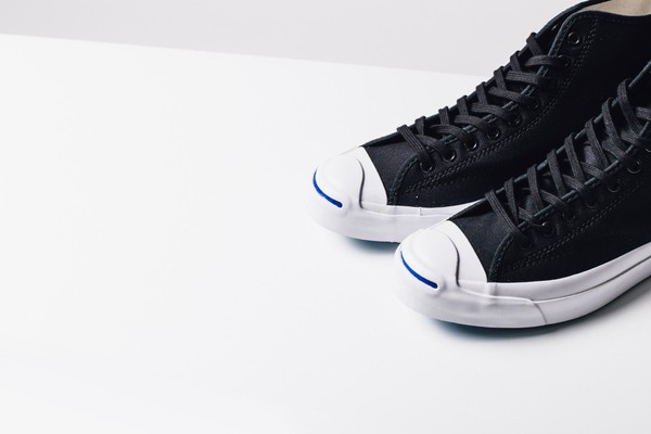 Đọ độ hot của các mẫu giày sneaker lên kệ những ngày cuối năm - Ảnh 11. Đọ độ hot của các mẫu giày sneaker lên kệ những ngày cuối năm - Ảnh 11.