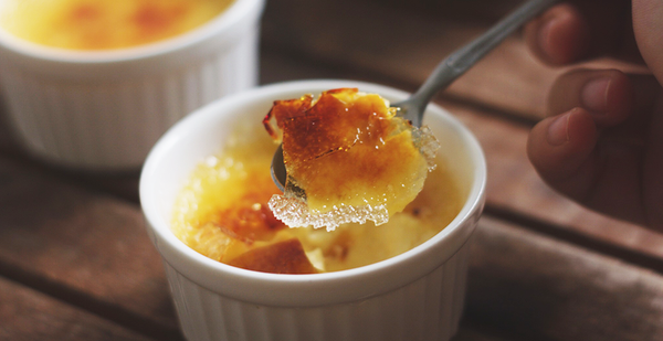 Food blogger mách bạn 8 mẹo làm creme brulee bách chiến bách thắng