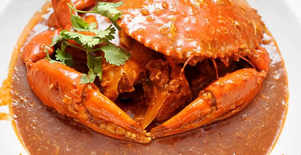 Xem cách làm chilli crab của Singapore làm bao người điên đảo